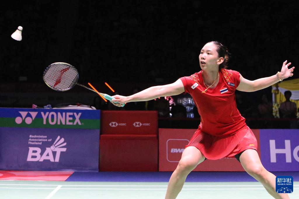 牌球员的挖 牌球员的挖