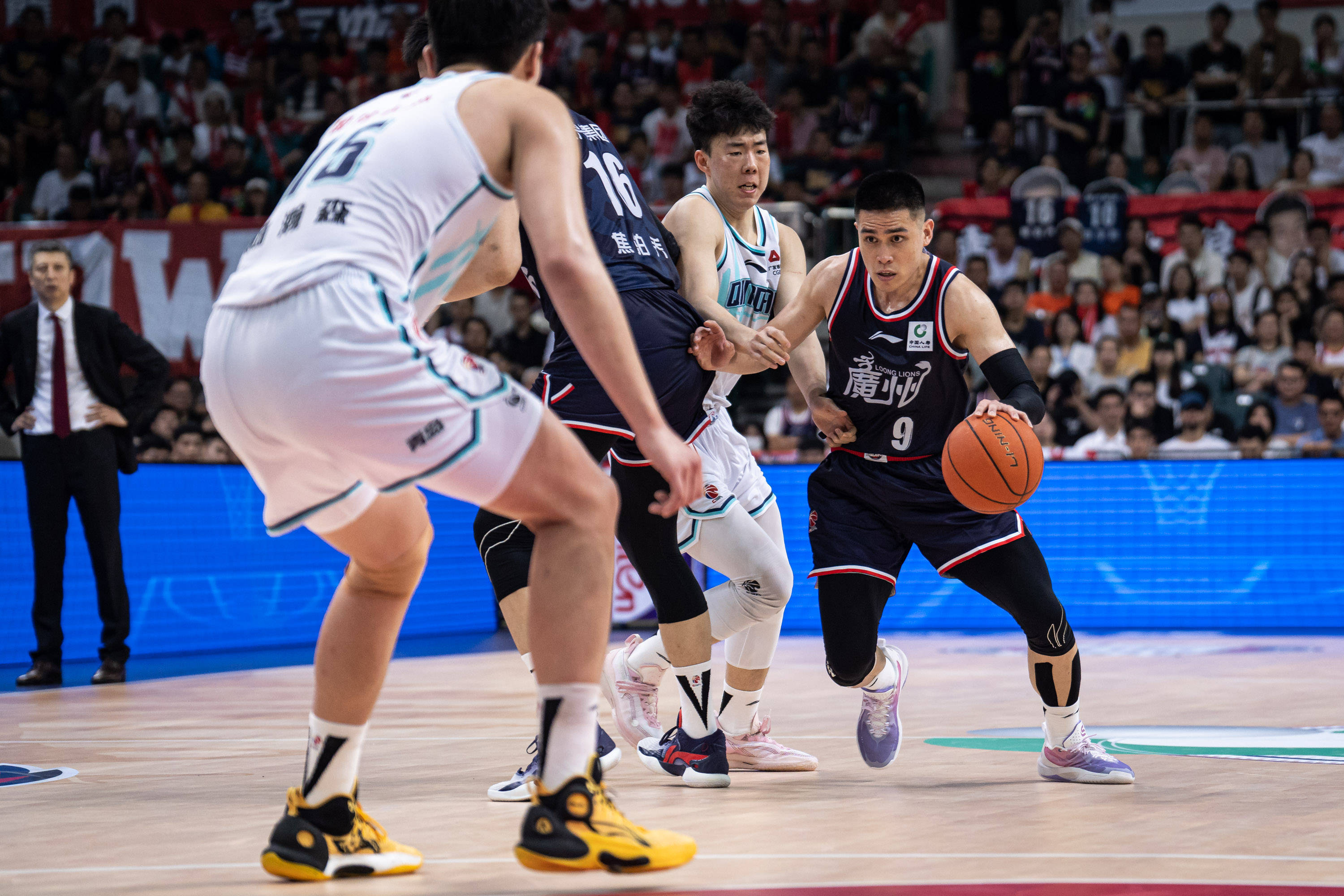 更引入了先 更引入了先