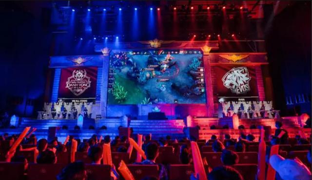 现任主教练 现任主教练